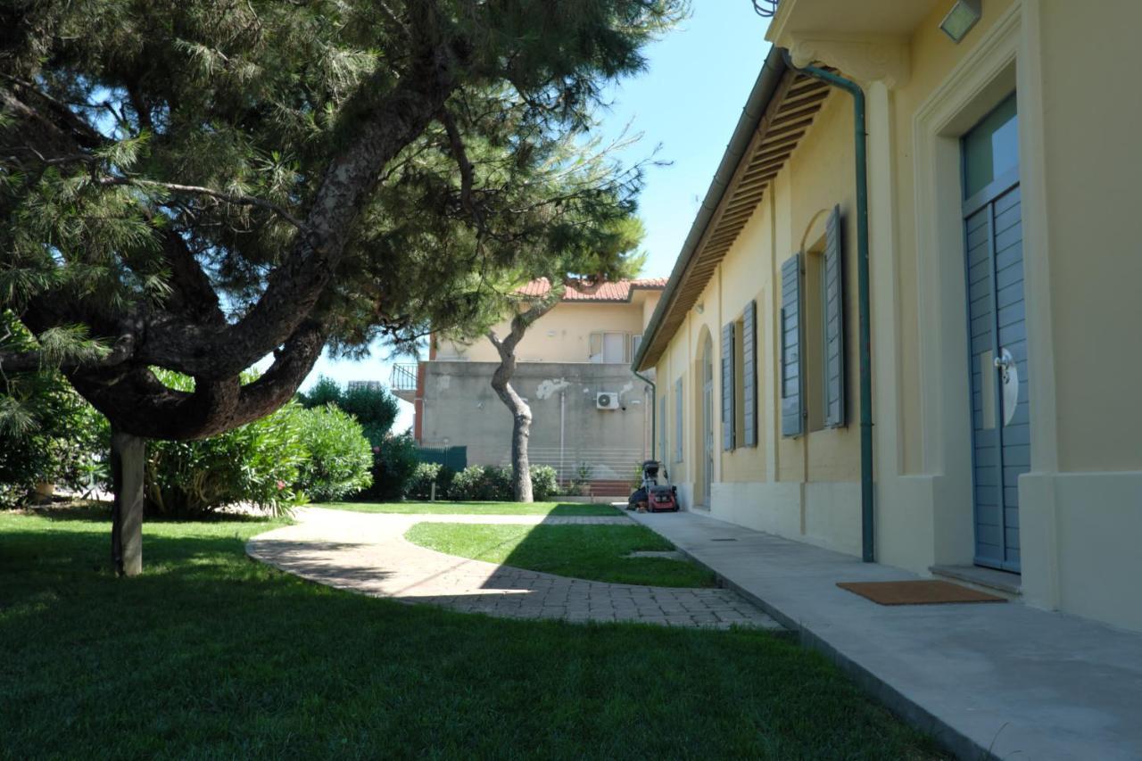 Invento Bnb Unconventional Maison Civitanova Marche Exterior photo
